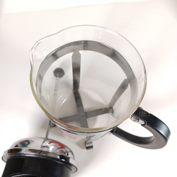 Original French Press Coffee and Tea Maker. - Picture 10 of 10